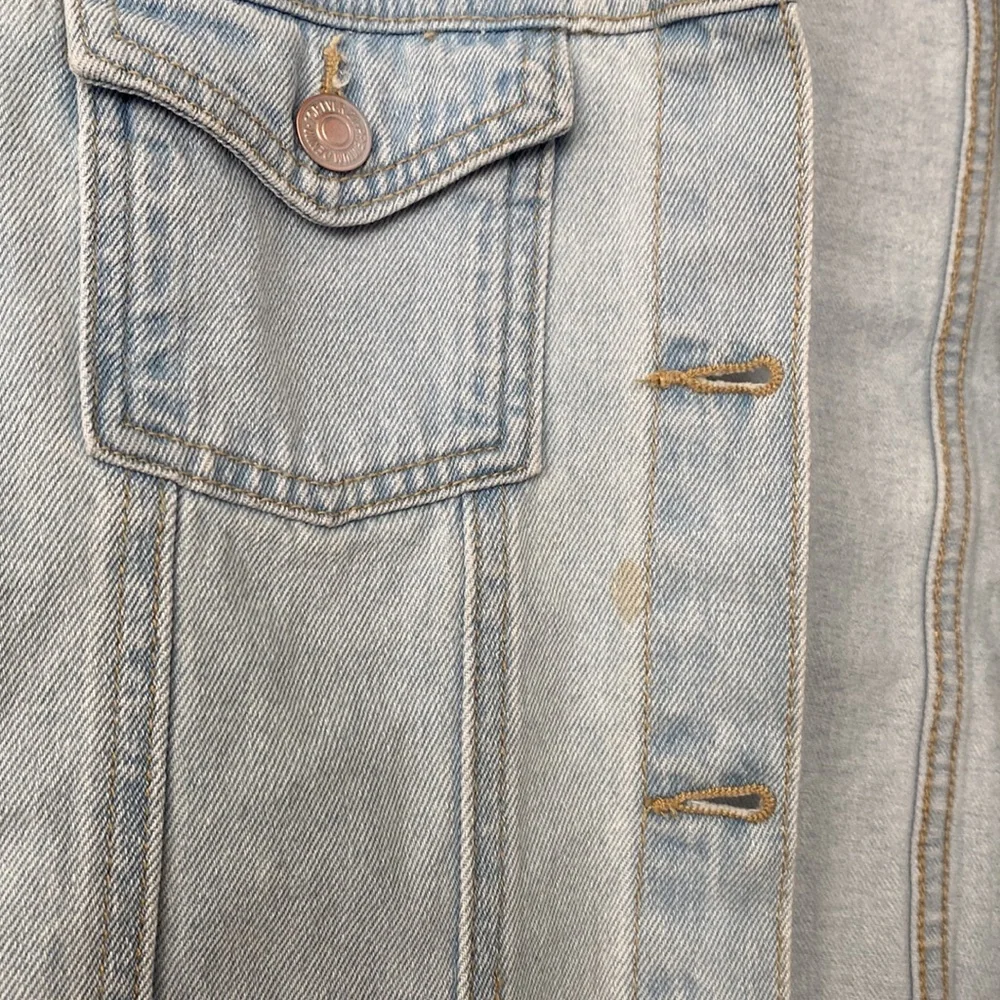 REDUCED! Girls Jean jacket - Picture 5 of 5